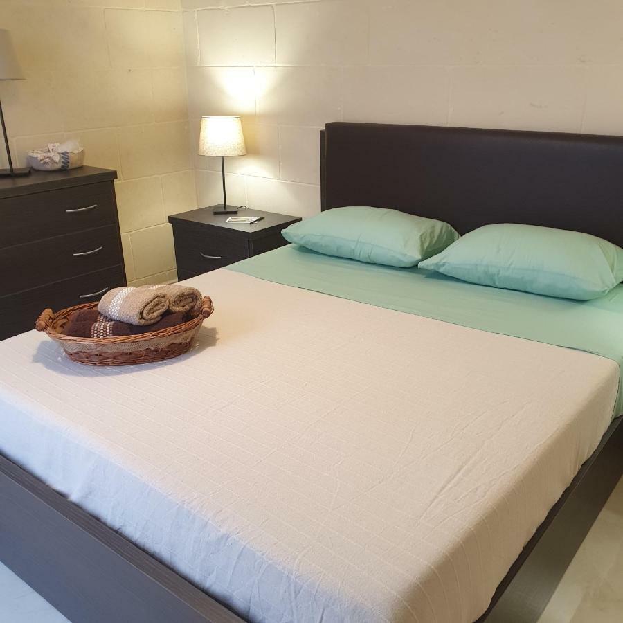 Ta' Rosalba B&B Nadur Buitenkant foto