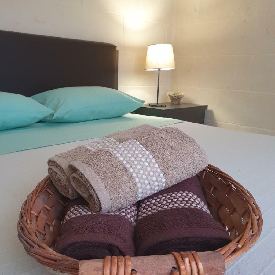 Ta' Rosalba B&B Nadur Buitenkant foto